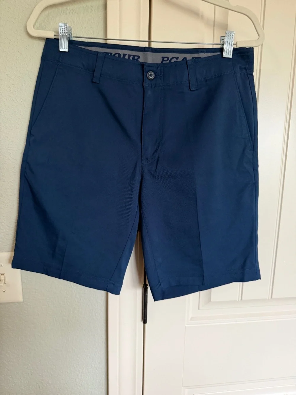 PGA TOUR Men’s Golf Shorts Size 32 Navy Blue Stretch Performance